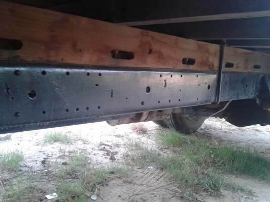 ขายรถ isuzu NPR115 รถห้างแท้ยาว 5 เมตร ขายรถ isuzu NPR115 รถห้างแท้ยาว 5 เมตร