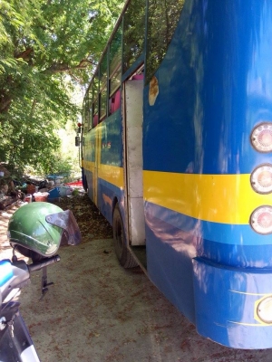 ขายรถบัสด่วน