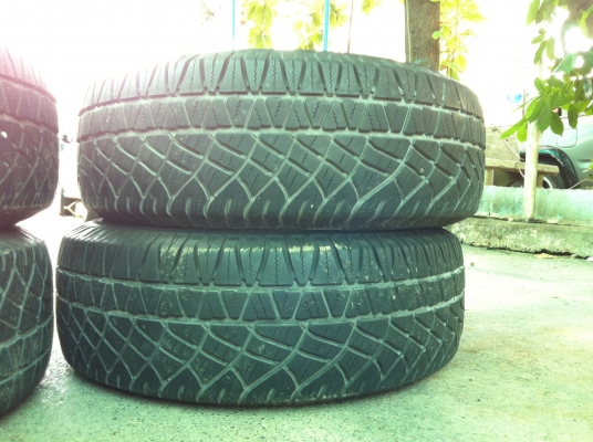 ขายยางFortuner 265/70/16 สภาพดี