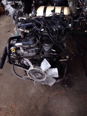 เครื่องเบนซิล2700พร้อมเกียรออโต้โฟร์วินสภาพสวยมากเเละอุปกรณ์ครบทุกอย่าง