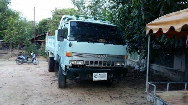 **ขายแล้วครับขอบคุณ Truck2hand **ขายแล้วครับขอบคุณ Truck2hand