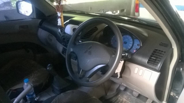 ขายรถกระบะ มิตซู Triton ปี 49 สภาพสวยพร้อมใช้ เดิมบางทั้งคัน