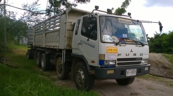 ขายรถพ่วงไอ้หลง M6 ปี 50 ออกห้างมือเดียว แม่-ลูกดั้มสามมิตร เครื่องเดิม 260 แรงม้า เกียร์เดิม  คัสซีสวยตลอดเส้น เก๋งบางเดิม แอร์เย็น ยางเรเดียลเต็มทุกเส้น ทะเบียนพร้อมโอน