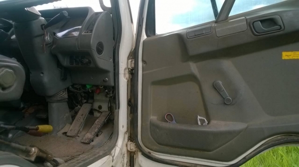 ขายรถพ่วงไอ้หลง M6 ปี 50 ออกห้างมือเดียว แม่-ลูกดั้มสามมิตร เครื่องเดิม 260 แรงม้า เกียร์เดิม  คัสซีสวยตลอดเส้น เก๋งบางเดิม แอร์เย็น ยางเรเดียลเต็มทุกเส้น ทะเบียนพร้อมโอน