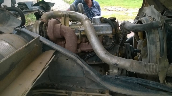 ขายรถพ่วงไอ้หลง M6 ปี 50 ออกห้างมือเดียว แม่-ลูกดั้มสามมิตร เครื่องเดิม 260 แรงม้า เกียร์เดิม  คัสซีสวยตลอดเส้น เก๋งบางเดิม แอร์เย็น ยางเรเดียลเต็มทุกเส้น ทะเบียนพร้อมโอน