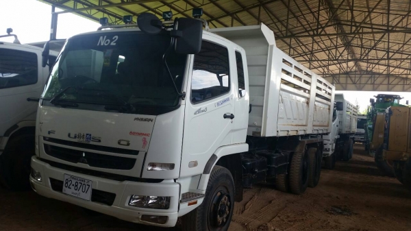 ขายรถสิบล้อหลงยูโร3ดั้มสามมิตรเครือง240แรงปี55รถวิ่ง ได้4357