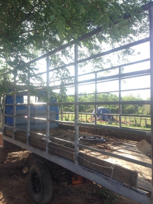 อีแต๋น บ้านๆ ขายพร้อมเครื่อง เจ้าของขายเอง ขายตามสภาพ ใช้งานปกติ **รถอยู่ลำปาง** โทร 085 639 0132 หนึ่งรับสายจ้า