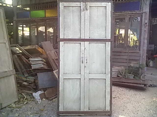 ขายประตูไม้สักเก่าพร้อมวงกบ2ชุด5000บาท