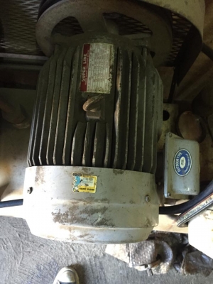 ขายปั้มลม ยี่ห้อ TOSHIBA TOSCON พร้อมมอเตอร์5แรง