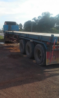 ขายหางพื้นเรียบปูเหล็ก 3 เพลา ขายหางพื้นเรียบปูเหล็ก 3 เพลา