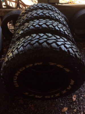 ยาง maxxis mud764  265/75/16 ปี 14