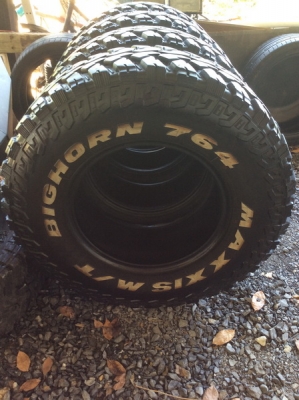 ยาง maxxis mud764 265/75/16 ปี 14 ยาง maxxis mud764 265/75/16 ปี 14