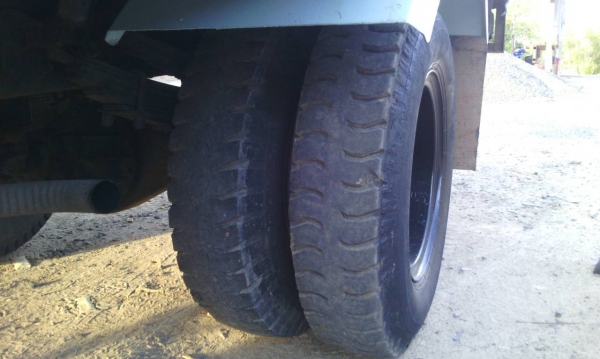 รถหกล้อติดเครน  เครื่อง  145  แรง  เครื่องดี  ครัสชีสวย  พร้อมใช้งาน