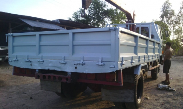 รถหกล้อติดเครน  เครื่อง  145  แรง  เครื่องดี  ครัสชีสวย  พร้อมใช้งาน