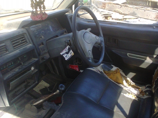 รถกะบะนิสสันบิ๊กเอ็ม