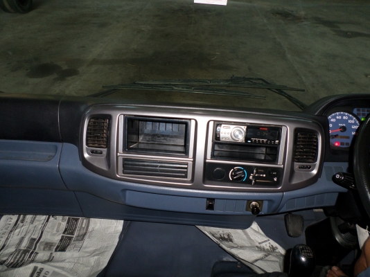 ขาย 6 ล้อ ฮีโน่ เมก้า เครน 3 ตัน  175 แรง  6.50 ม. รวมเครน ปี 2008   3 ปลอก 2 ชัก ขาเหลี่ยม รุ่นใหม่ ท้องวี สภาพสวยสุด ๆ เครื่องแน่น คัสซีสวย พร้อมใช้งาน     ชมรถก่อนได้ครับ สนใจติดต่อได้ที่  081-9425443   081-5715326