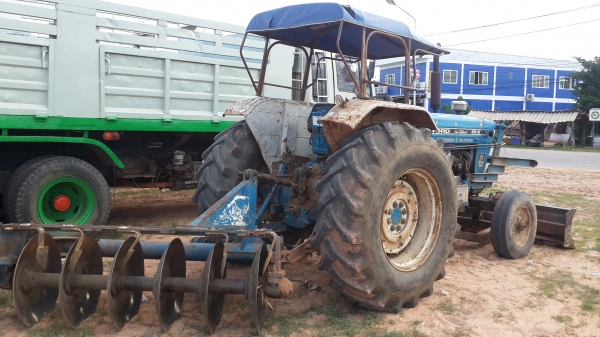 ขายดาวน์รถไถFORD 6600ได้ผาน6ใบดันเอกสารเล่มทะเบียนโทร0843923995 ขายดาวน์รถไถFORD 6600ได้ผาน6ใบดันเอกสารเล่มทะเบียนโทร0843923995