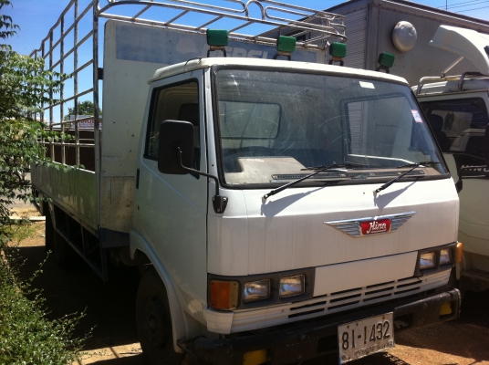 HINO FB113-Wo4D-117 แรงม้า เครื่องดี คัสซีสวย สภาพพร้อมใช้ ทะเบียนพร้อมโอน