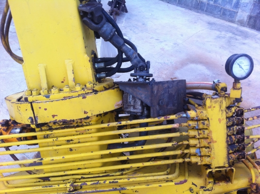 เทรน TADANO 3 ตัน 2 ชัก 3 ท่อน อุปกรณ์ครบ พร้อมใช้งาน