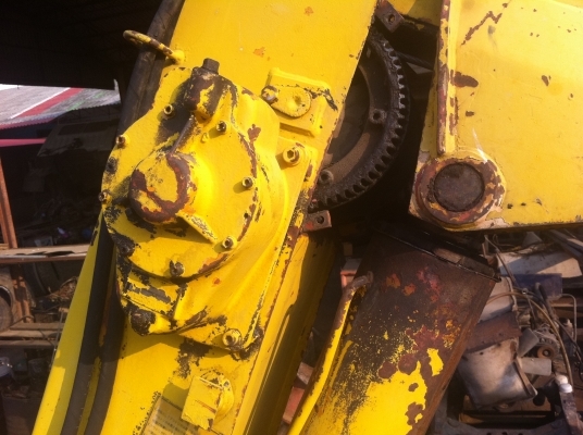 เทรน TADANO 3 ตัน 2 ชัก 3 ท่อน อุปกรณ์ครบ พร้อมใช้งาน