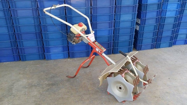 เครื่องกำจัดวัชพืชในร่องข้าว 2 แถว MA3 เก่าญี่ปุ่น สภาพสวย เครื่องพร้อมใช้งาน ขนาดกระทัดรัด