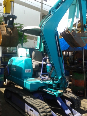 ต้องการขายรถขุดยี่ห้อ KOMATSU-PC20-7E รถนอกนำเข้าจากญี่ปุ่น