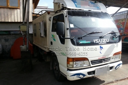 ISUZU NKR