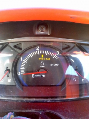 ขายคูโบต้าL4708พร้อมดันหน้าสภาพเดิมๆไม่มีรอยแกะนะคับราคาเบาๆ395000