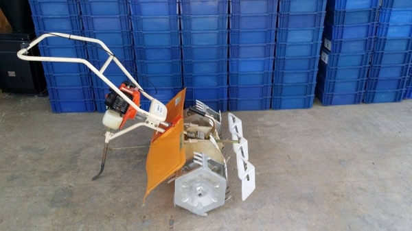 เครื่องกำจัดวัชพืชในร่องข้าว 3 แถว KIORITZ -PC315 เก่าญี่ปุ่น สภาพสวย