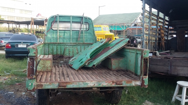 นิสสัน coholl.ขายเป็นอะไหล่ ทะเบียนมีแต่ต้องตาม