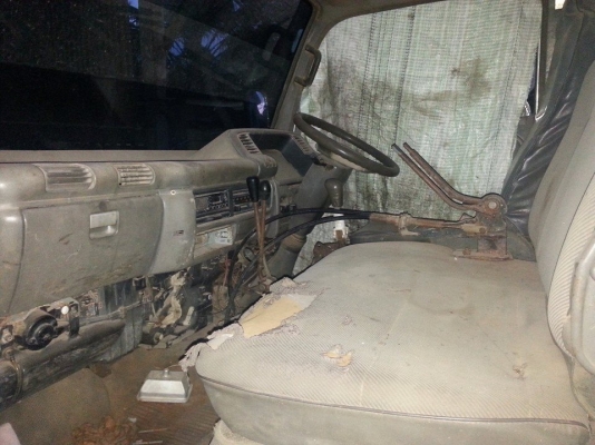 ขายดั้มประกอบ แคชซีBU เครื่องดี แคชซีสวย สภาพพร้อมใช้งาน เอกสารพร้อมโอน ราคา320,000 สนใจโทร 090-8588220คุณนะ 093-3258446คุณบิว ID:narong498 หรือเข้าดูสินค้าอื่นๆได้ที่ www.truck.in.th/498 หรือเพจFacebook ณรงค์ ซื้อขายรถมือสอง (เว็บไซต์ส่วนตัว) หรือFaceboo