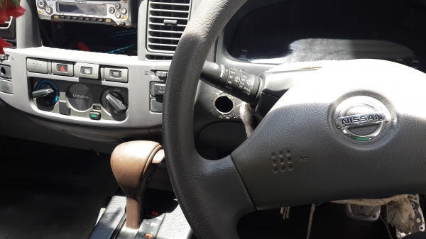 นิสสัน เออแวน ปี 2004 Auto LPG มือแรกป้ายแดง (ด่วน 159,000)