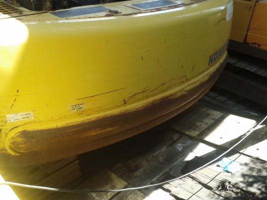 ต้องการขายรถขุดยี่ห้อ komatsu-pc200-6 รถนอกนำเข้าจากญี่ปุ่น