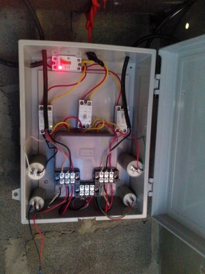 มอเตอร์ 3 เฟส ไฟบ้านติดตั้งมอเตอร์ 3 เฟส ช่วยลดค่าไฟฟ้าได้ถึง 35\% ใช้ในฟาร์มหมูฟาร์มไก่หรืออื่นๆ ลดค่าใช้จ่ายได้ดี