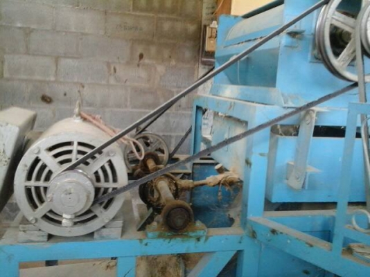 ขายโรงสีข้าวตระกูลไชยพานิช1999 หิน24สองหิน ใช้ไฟบ้าน ไดร์ไช้งานดีสภาพไช้งานได้เลย มีแท่นรองแบบถอดแยกได้ติดตั้งง่าย สนใจโทร 090-8588220คุณนะ 093-3258446คุณบิว ID:narong498 หรือเข้าดูสินค้าอื่นๆได้ที่ www.truck.in.th/498 หรือเพจFacebook ณรงค์ ซื้อขายรถมือสอ