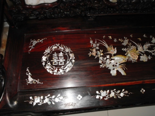 ชุดรับแขกฝังมุกเนื้อไม้ พยูง ชุด8 รุ้นแรกๆที่ช่างฝีมือจีน ชุดรับแขกฝังมุกเนื้อไม้ พยูง ชุด8 รุ้นแรกๆที่ช่างฝีมือจีน