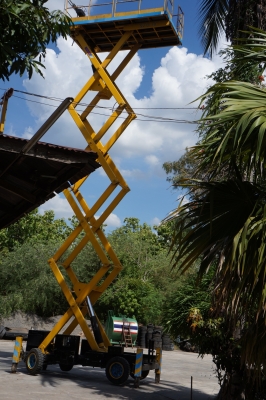 ขายรถกระเช้าแ่บบขากรรไก TADANO ขายรถกระเช้าแ่บบขากรรไก TADANO