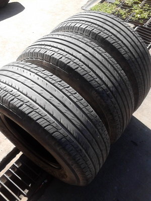 255/70 R15   MAXXIS BRAVO มี 3 เส้น  tel.081-427-3941