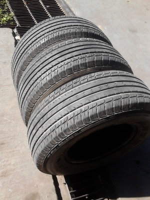 255/70 R15 MAXXIS BRAVO มี 3 เส้น tel.081-427-3941 255/70 R15 MAXXIS BRAVO มี 3 เส้น tel.081-427-3941