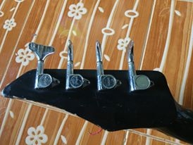 ขอนอกเรื่อง ขายกีตาร์เบส yamaha