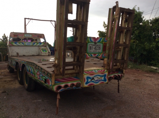 เทรลเลอร์ HINO F1810ล้อ2เพลา เครืองดี ครัทซีสวย ยางดี รถพร้อมใช้(ขึ้นแม็คโครได้) ขาย 700,000บาท ศุภากร 081-4252943