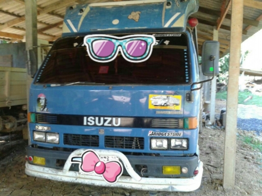 หกล้อ อีซูซุ NPR115แรง เกียร์สั้น power สภาพพร้อมใช้งาน ทะเบียนพร้อมโอน