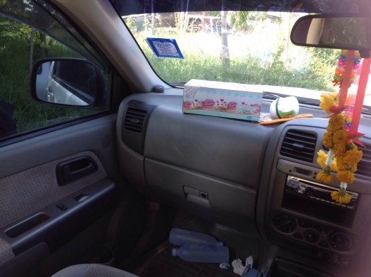 ดีแม็ก 4 ประตู ไฮเลนเดอร์ ยกสูง ปี 48 รถบ้าน ผู้หญิงขับ ดีแม็ก 4 ประตู ไฮเลนเดอร์ ยกสูง ปี 48 รถบ้าน ผู้หญิงขับ