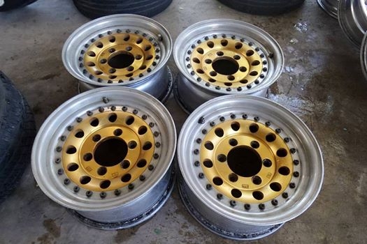 หยดน้ำ 15x7 สวยๆสภาพเดิมจากญี่ปุ่น 13000บาท 081-7570077