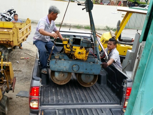 ขอบคุณเสี่ยฉะเชิงเทราที่มาอุดหนุนรถบดดิน ตบดินและรถขุดดินวางท่อ ประปา ท่อสายไฟ สาระพัดประโยชน์สุดๆๆ ขอบคุณเสี่ยฉะเชิงเทราที่มาอุดหนุนรถบดดิน ตบดินและรถขุดดินวางท่อ ประปา ท่อสายไฟ สาระพัดประโยชน์สุดๆๆ