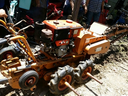 ขอบคุณเสี่ยฉะเชิงเทราที่มาอุดหนุนรถบดดิน ตบดินและรถขุดดินวางท่อ ประปา ท่อสายไฟ สาระพัดประโยชน์สุดๆๆ ขอบคุณเสี่ยฉะเชิงเทราที่มาอุดหนุนรถบดดิน ตบดินและรถขุดดินวางท่อ ประปา ท่อสายไฟ สาระพัดประโยชน์สุดๆๆ