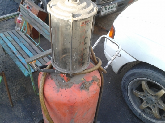 ถังถ่ายน้ำมันเครื่อง ขาย 4000 ครับ