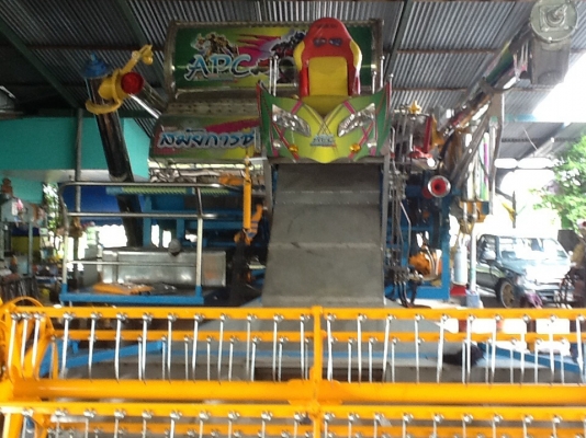 ขายรถเกี่ยวข้าวนิวอภิชาติ( ประกอบใหม่)