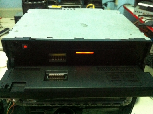 Alpine CDA-9886Ji 24Bit USB MP3 CD AUX ปรีเอ้า3ชุด พร้อมรีโมท สภาพสวย มือ2 ญี่ปุ่น Alpine CDA-9886Ji 24Bit USB MP3 CD AUX ปรีเอ้า3ชุด พร้อมรีโมท สภาพสวย มือ2 ญี่ปุ่น