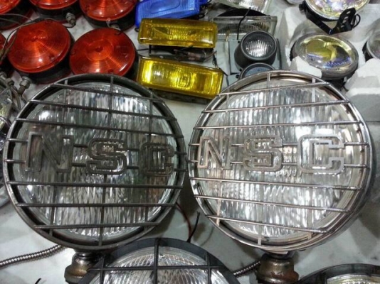 ขายไฟ สปอร์ตไลท์ ออฟโรด ไฟใต้กันชน และ ไฟถอย ขายไฟ สปอร์ตไลท์ ออฟโรด ไฟใต้กันชน และ ไฟถอย